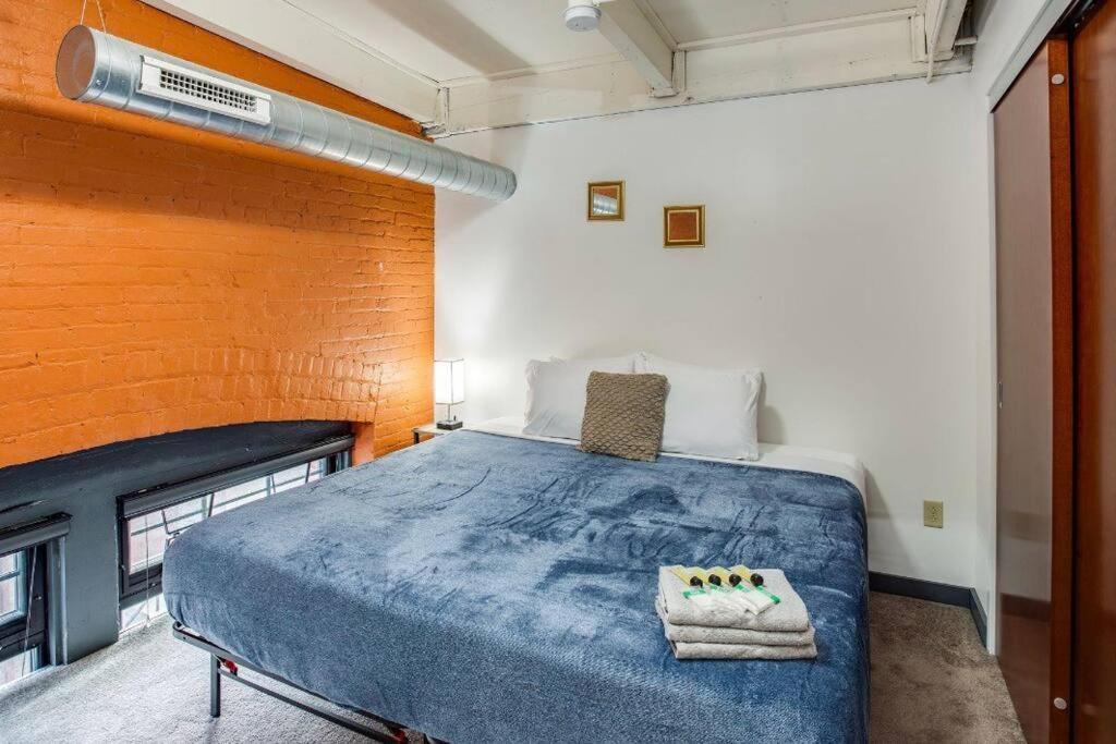 Centric Modern Loft W/ King Beds & Smart Gametable Villa Rochester Exterior photo
